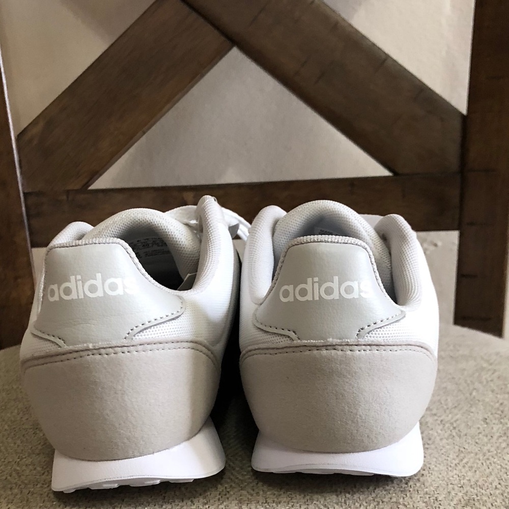 Adidas women sneakers